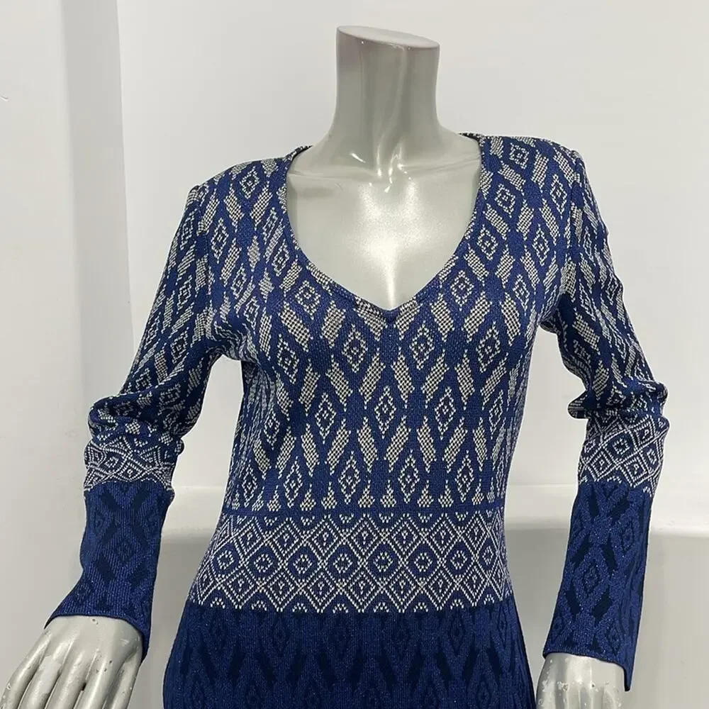 St. John Evening Diamond Jacquard Knit Maxi Dress Navy Blue Silver Long Sleeve 4 - Picture 9 of 14